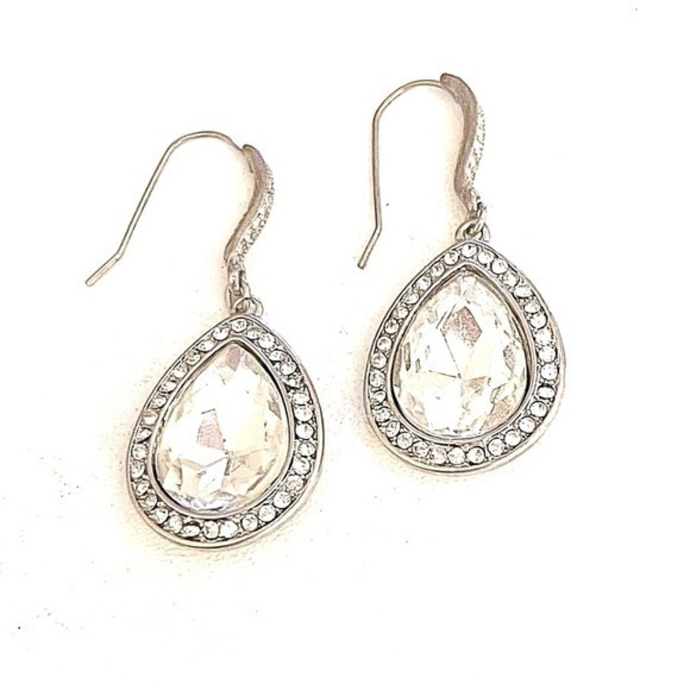 NWOT! Large Rhinestone Earrings!
